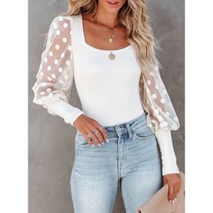 Cute off white top